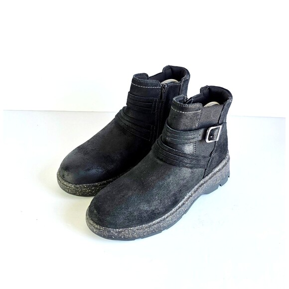 CLARKS Women's Black Suede Noralyn Strap Booties Sz 7 37.5 Comfort Casual - Picture 2 of 12
